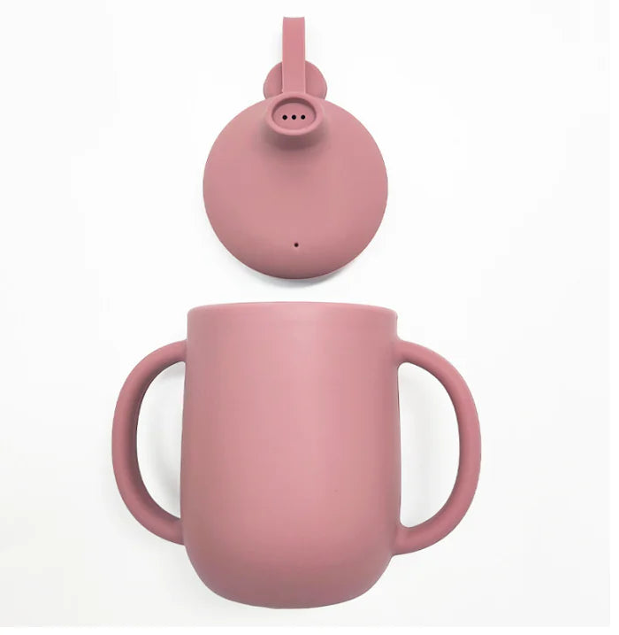 Portable Baby Feeding Cup – Travel-Friendly Sippy Cup